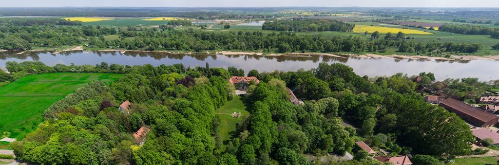 Hotel Schloss Storkau Exteriör bild