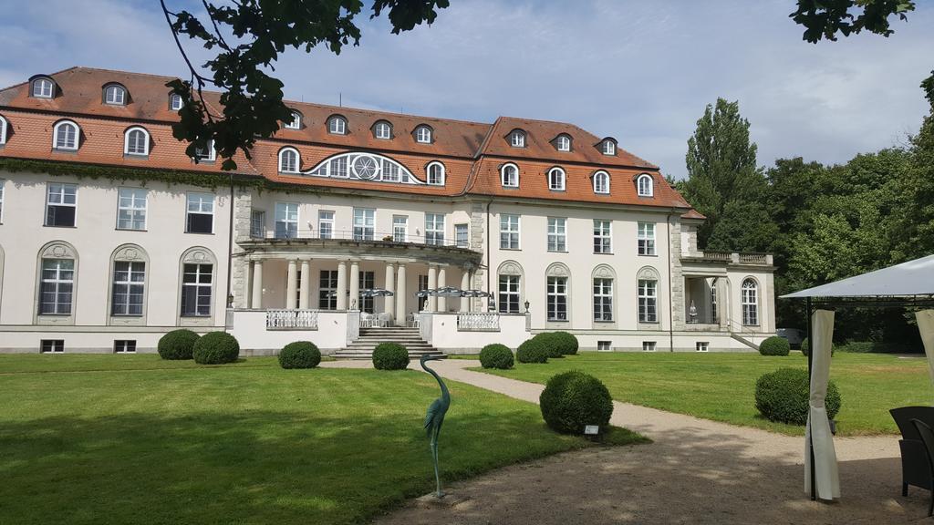 Hotel Schloss Storkau Exteriör bild