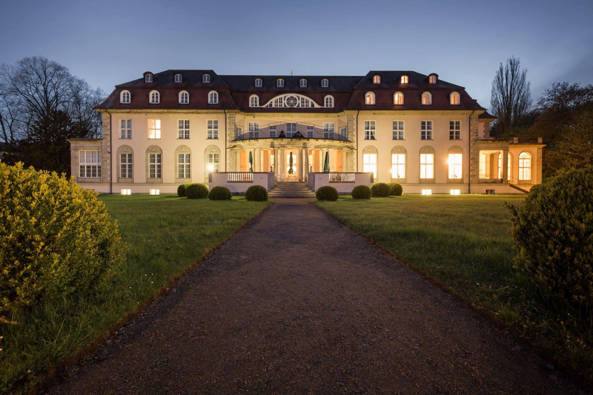 Hotel Schloss Storkau Exteriör bild